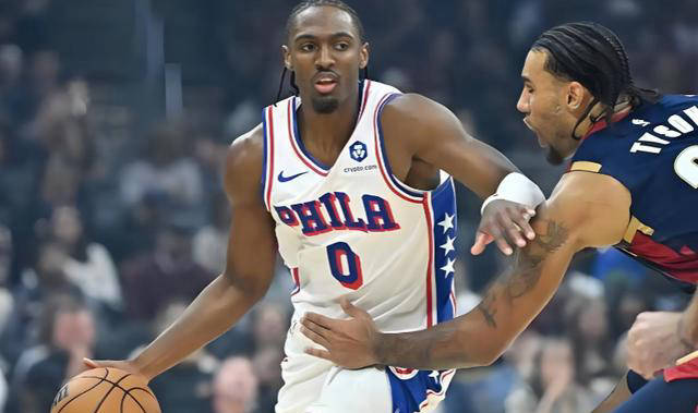 开云官网-包含纽约尼克斯训练开放日，转会期篮板制胜引欢呼，全明星赛在即，临场指挥获称赞的词条