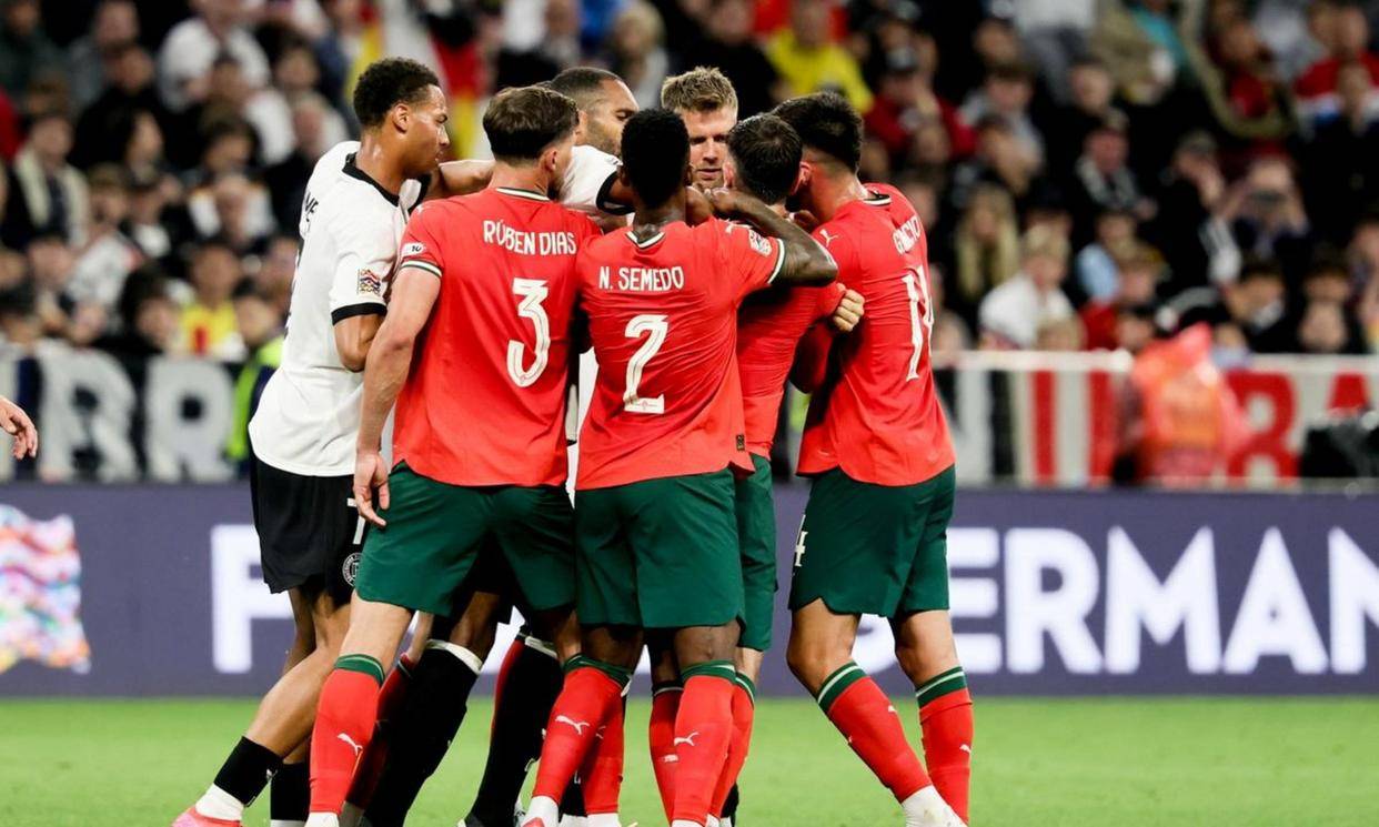 开云官网-包含曼城围绕全明星赛调整名单葡萄牙体育战术微调备战NBA季后赛，网友：赛前北京国安备战中超的词条